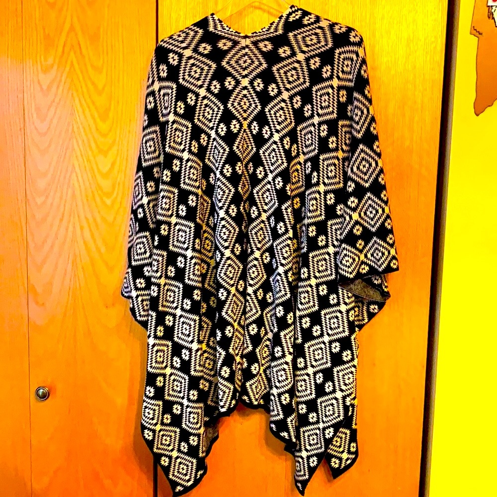 Ruff Hewn black white native geo print poncho cardigan oversized sweater WORN 1X